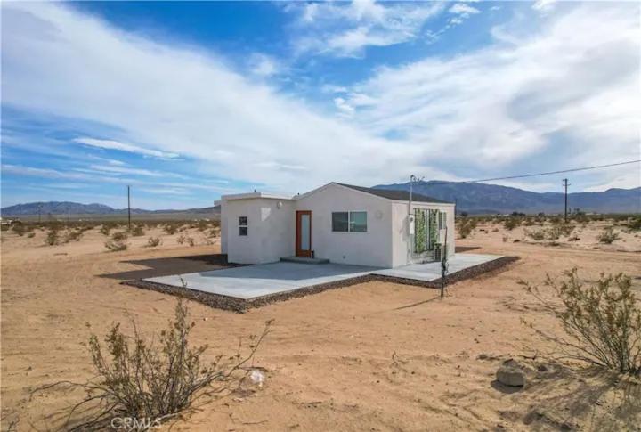 Serene Modern Home Backdoor With Great Wifi, Games, Movies, Patio Seating And Bbq Easy Access To North Joshua Tree National Park In 10 Minutes Twentynine Palms Bagian luar foto