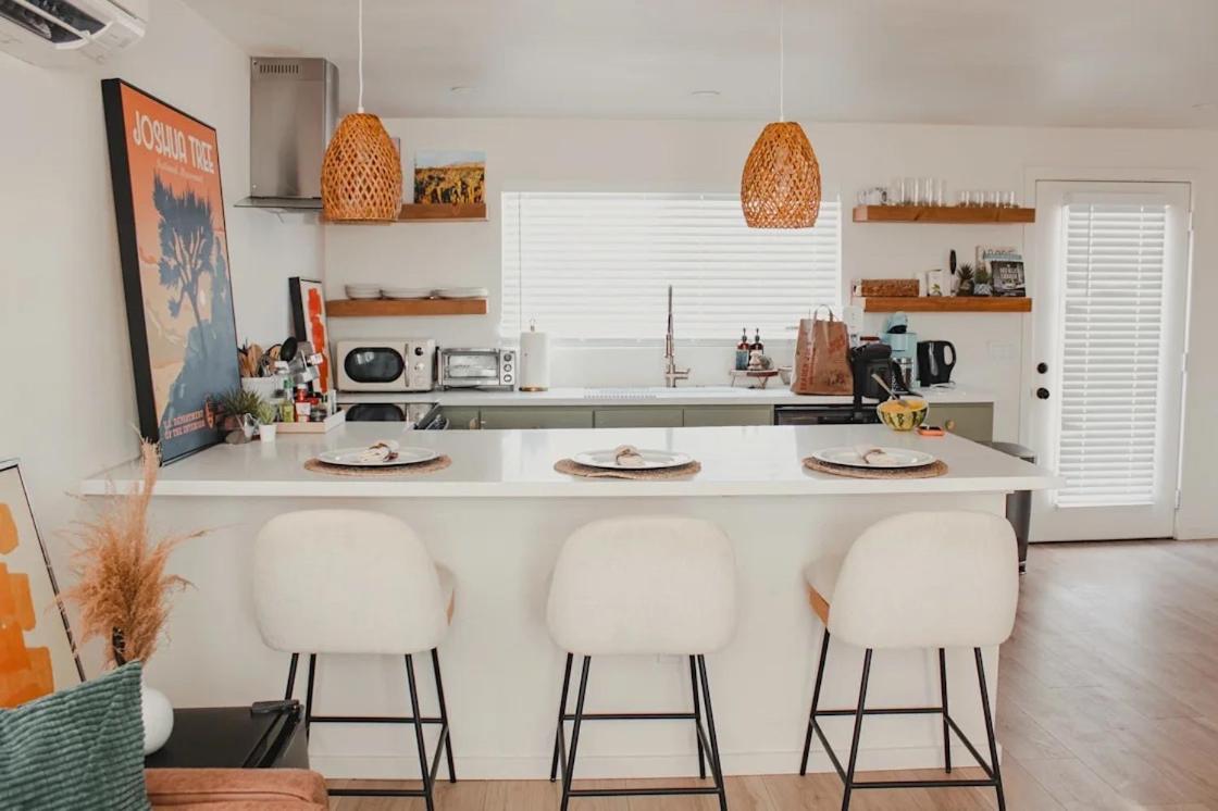 Serene Modern Home Backdoor With Great Wifi, Games, Movies, Patio Seating And Bbq Easy Access To North Joshua Tree National Park In 10 Minutes Twentynine Palms Bagian luar foto